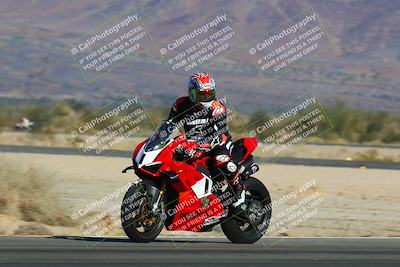 media/Jan-13-2024-SoCal Trackdays (Sat) [[9c032fe5aa]]/Turn 14 (10am)/